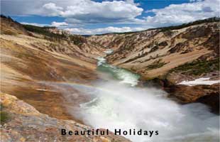 tourists enjoying an american national parks holiday