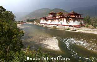 tourists enjoying an asian himalayas holiday