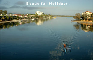 picture showing popular noosa hotel