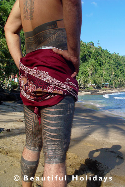 samoan man with tatoo